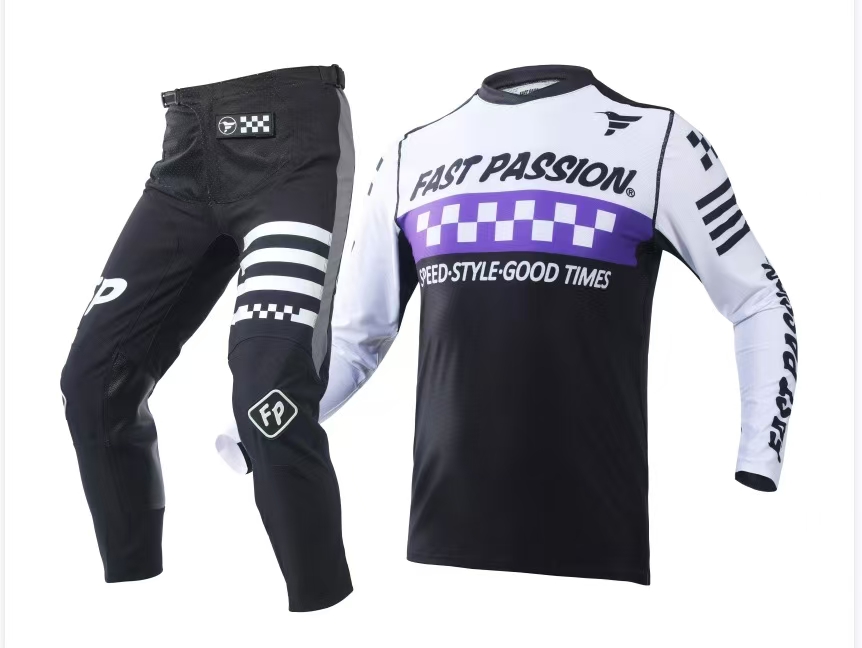 ชุดอุปกรณ์มอเตอร์ครอส Fastpass - Motorcycle Gear Fox บทวิจารณ์และราคา