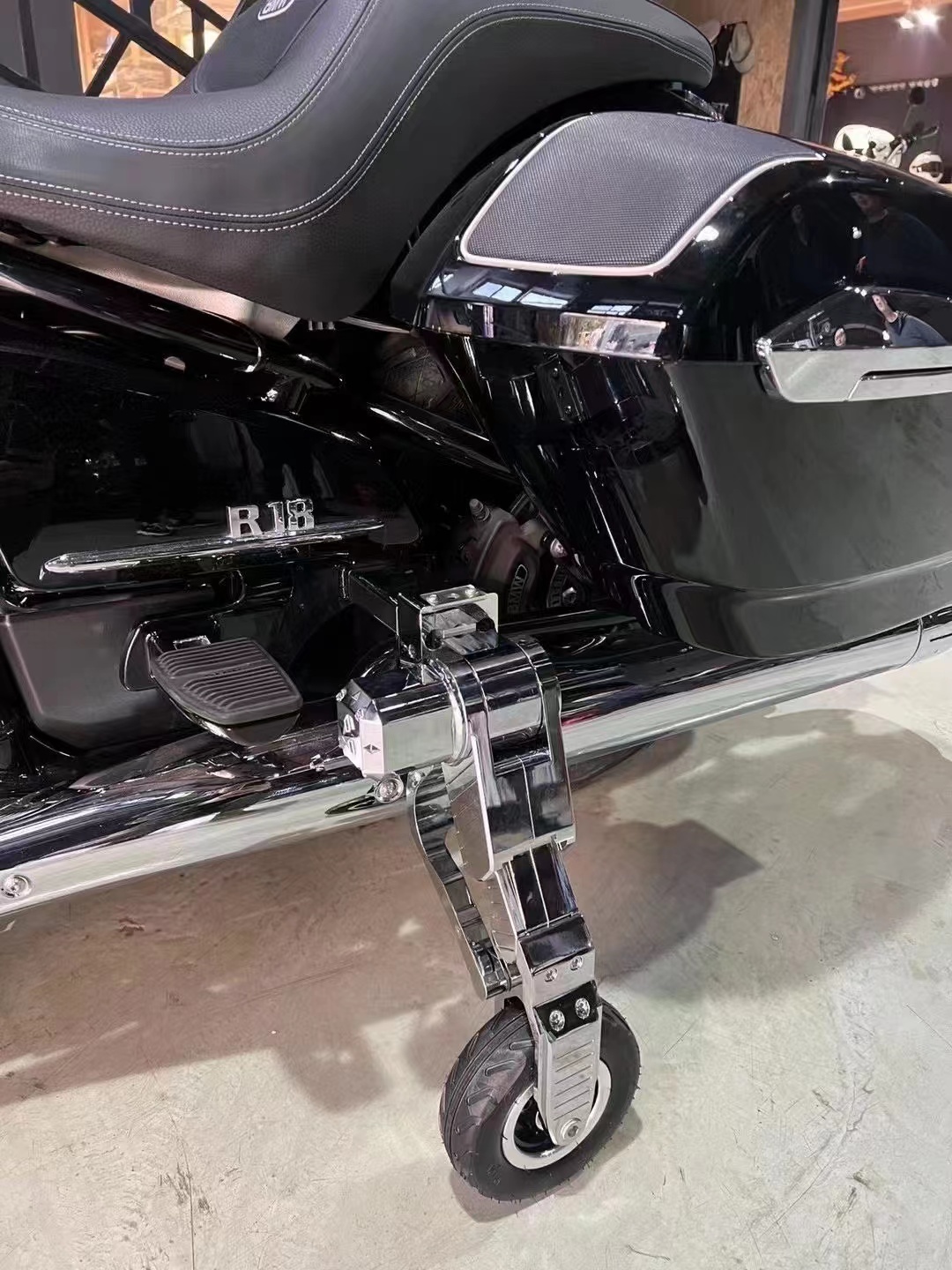 ขาตั้งรถมอเตอร์ไซค์ Road Glide - Motorcycle Gear Usa บทวิจารณ์และราคา