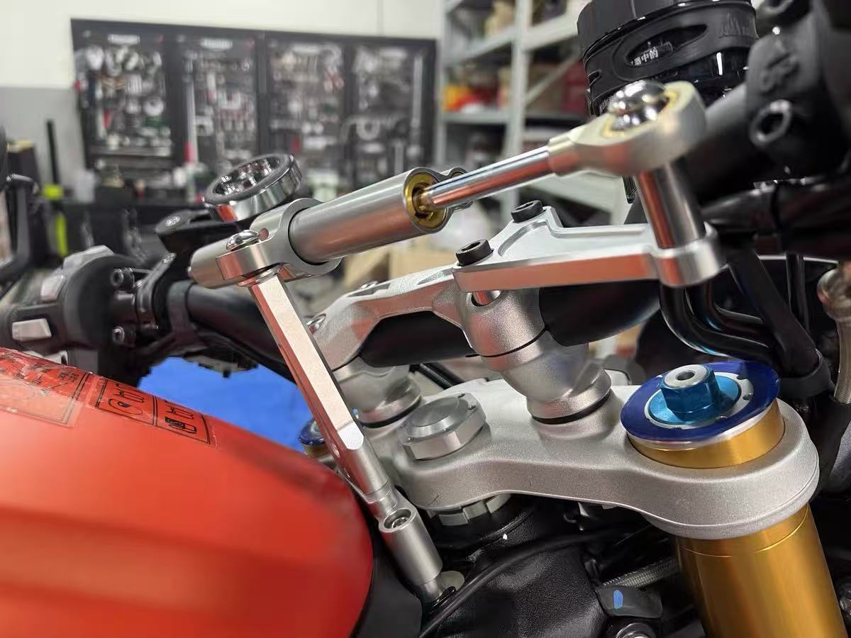 ขายึดกันสะบัดแฮนด์มอเตอร์ไซค์  - Motorcycle Gear Airbag บทวิจารณ์และราคา